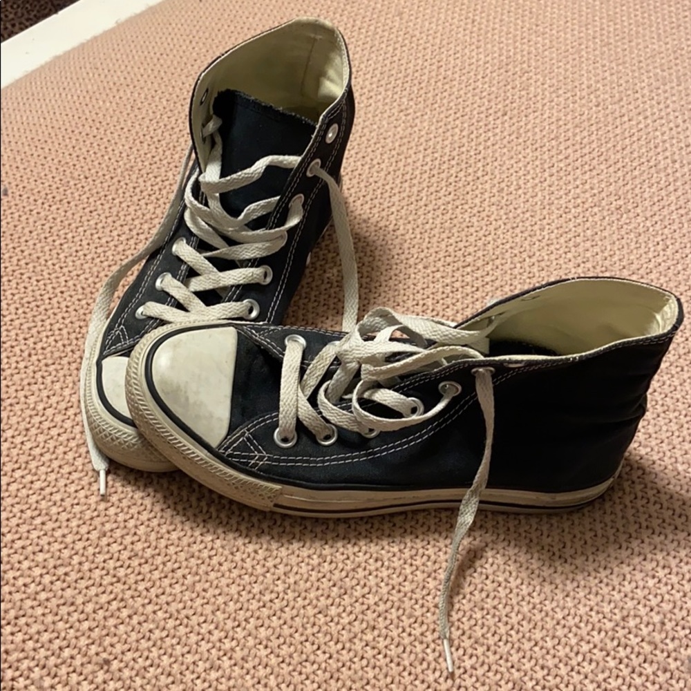Black high top converse